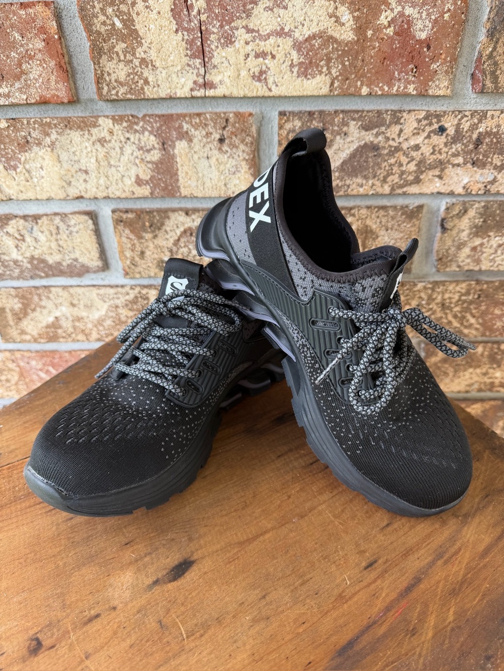 SUADEX Speed Lightweight Steel Toe Safety Shoes Women’s Size 6